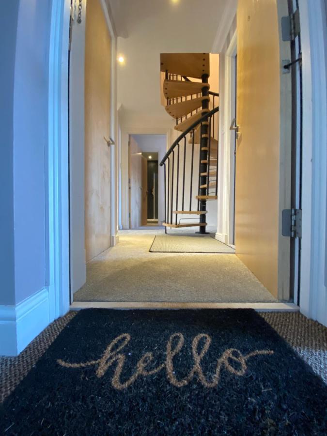 The Duplex Nairn- Spacious 3 Bedroom With Sunny Balcony Exteriér fotografie