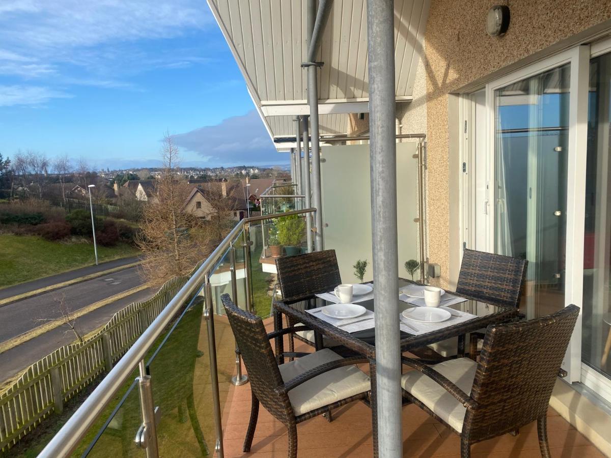 The Duplex Nairn- Spacious 3 Bedroom With Sunny Balcony Exteriér fotografie