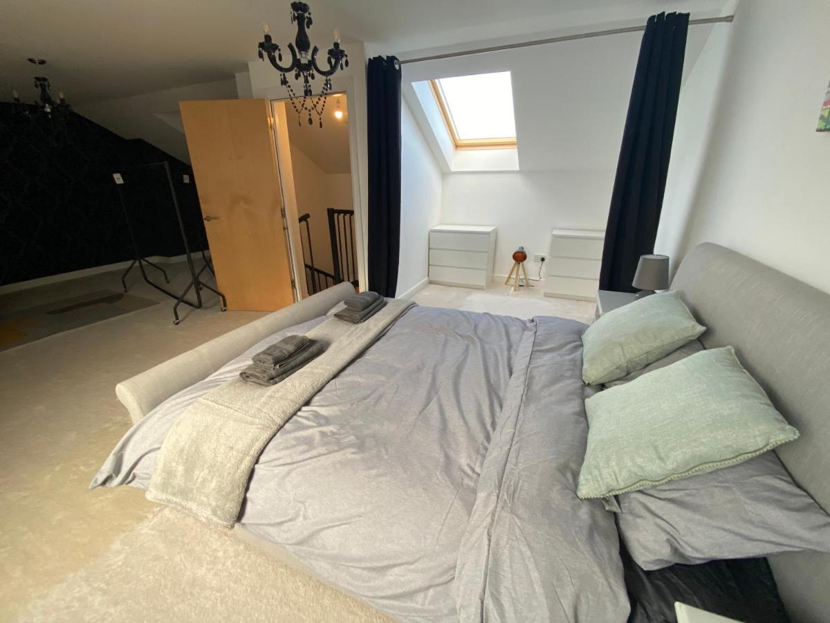 The Duplex Nairn- Spacious 3 Bedroom With Sunny Balcony Exteriér fotografie