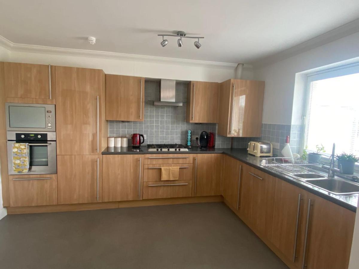 The Duplex Nairn- Spacious 3 Bedroom With Sunny Balcony Exteriér fotografie