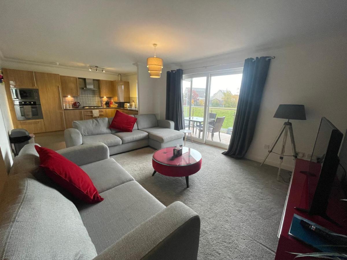 The Duplex Nairn- Spacious 3 Bedroom With Sunny Balcony Exteriér fotografie